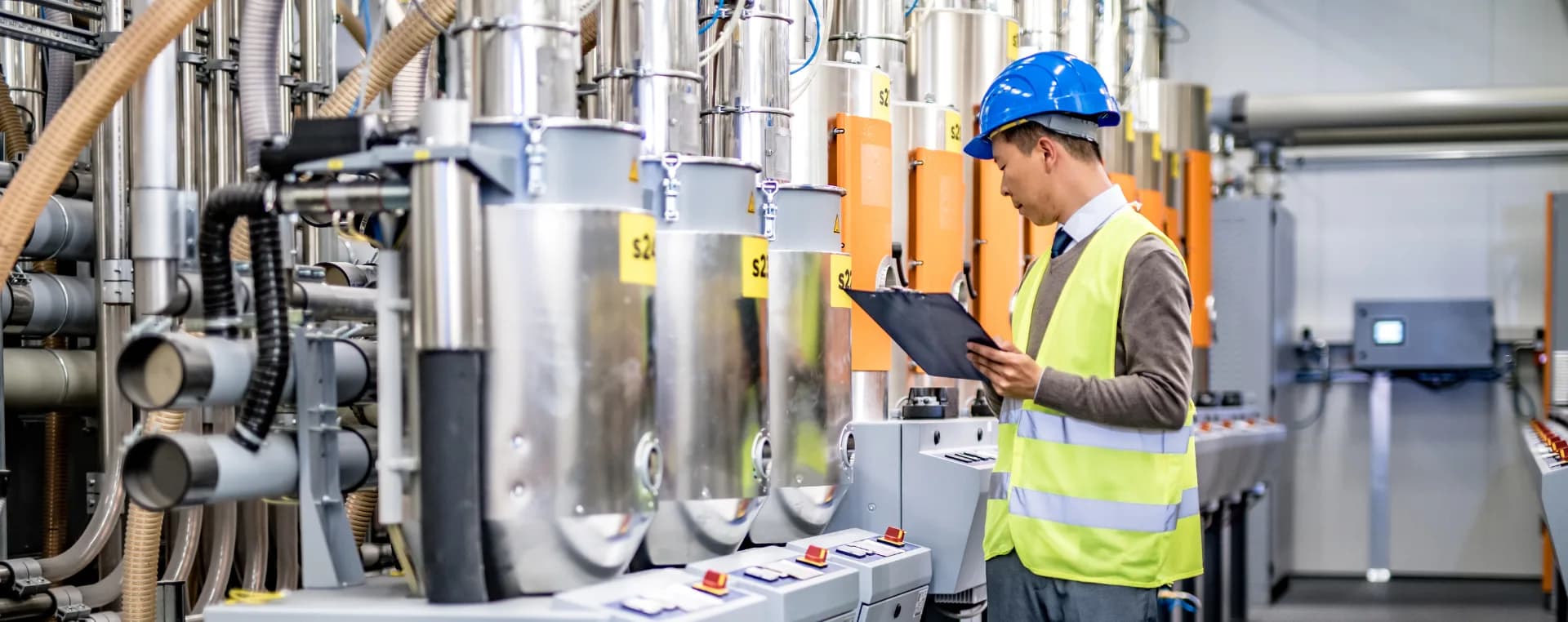 Ananda Publishers Testimonial Background